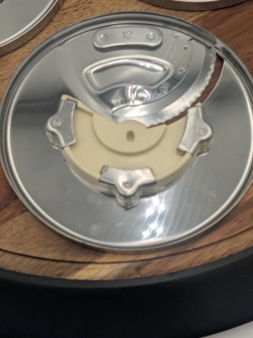 Cuisinart DLC-DH Food Processor Disc Holder w/ 3 Cutting Discs Original Box